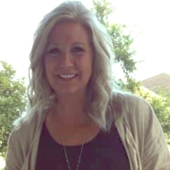 Meet your Posher, Kat - Picture 1 of 1